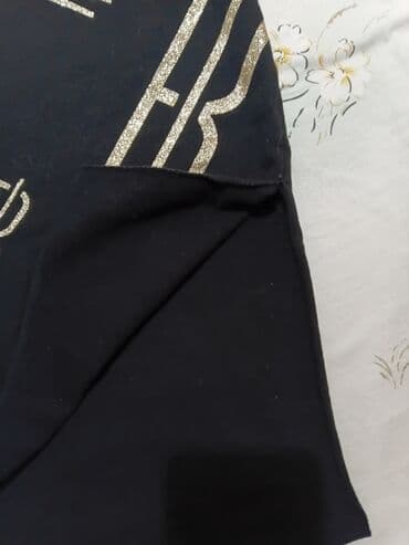 Women's Sweatshirts: M, color - Black — 7