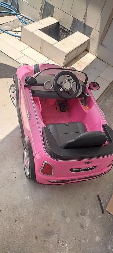 igracka na engleskom: Električni automobil za decu – Mini Cooper, roze boje sa crnim — 5