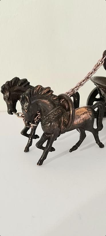 uradi sam police metalne: ▪︎ Prodajem staru dekorativnu metalnu (bronza) figuru-rimski ratnik u — 4