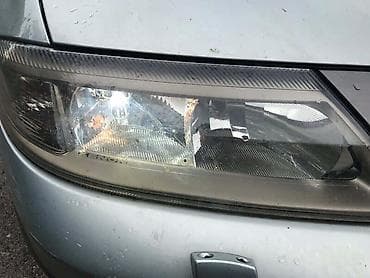 sidro za camac: XENON FAROVI LAGUNA 2 ZA RENAULT LAGUNA — 3