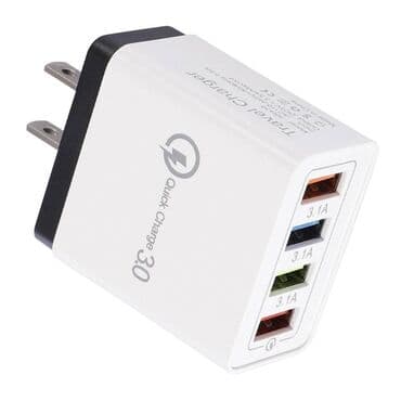 polovan ps4 cena: Nov punjač za mobilni telefon Quick Charge 3.0 sa četiri USB ulaza — 3