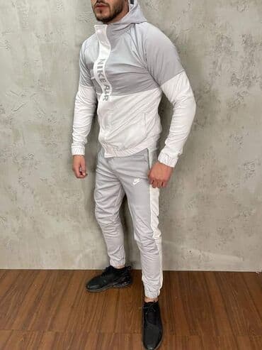 AKCIJA veličine M za samo 4400 din na lalafo.rs AKCIJA veličine M za samo 4400 din