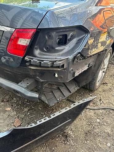 NOSAČI ZADNJEG BRANIKA ZA MERCEDES BENZ E KLASA, E 200, E 220 . OD