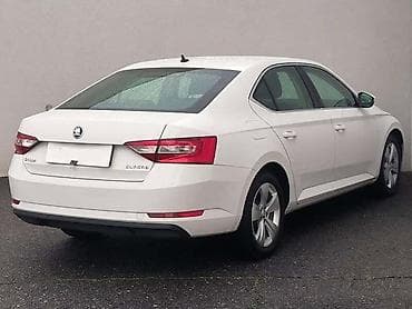 beli kombi: ŠKODA SUPERB III - KOMPLETAN AUTO U DELOVIMA | Kompletan auto u — 1