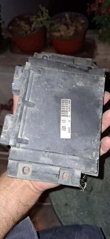 pumpica za karburator: MOTORNI RACUNAR 1.9D ZA PEUGEOT 206 | motorni racunar za peugeot 206 — 2