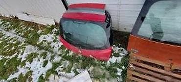 ALFA 147 GEPEK VRATA SA STAKLOM | Vise boja na stanju za alfu 147 do