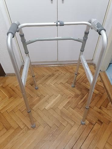 Hodalica za odrasle – aluminijumska, sklopiva, sa podešavanjem visine na lalafo.rs Hodalica za odrasle – aluminijumska, sklopiva, sa podešavanjem visine