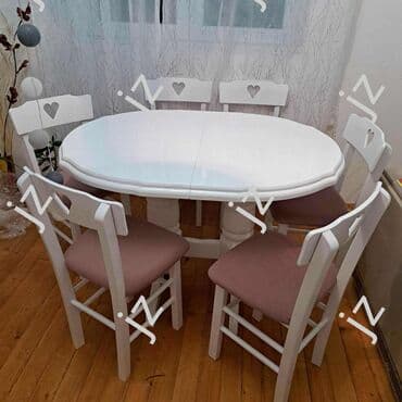 Stolovi: 08. Baluster rogovi dimenzije: 40 cena: 185 e stolice srce cena: 44 e — 1