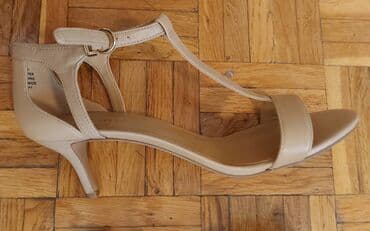 nike react zenske patike: Sandals, Nine West, 39 — 4