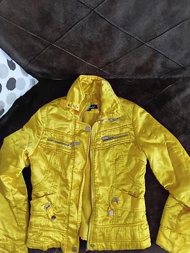 Ženska odeća – raznolik paket samo jedan deo slikan - Jakna: žuta