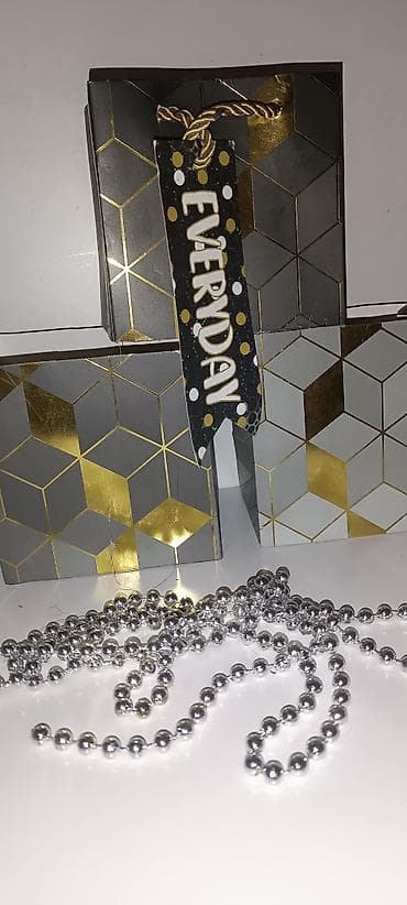 Figures: Set od 3 dekorativne poklon-kutije - Dimenzije svake kutije: dužina — 2