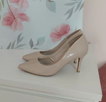 hm rebraste helanke: Pumps, H&M, 38 — 1