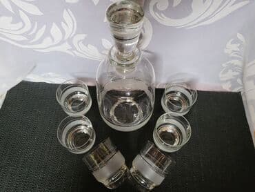 swarovski case za vino cena: Servis nov paracinsko staklo 70te za vino. Servis sve na njemu odsjaj — 9