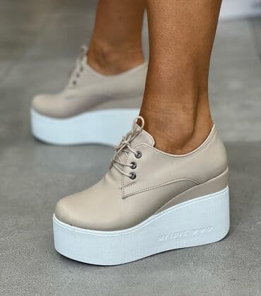 clara barson cipele: Novoo 4300din
Visina pete:9cm — 8