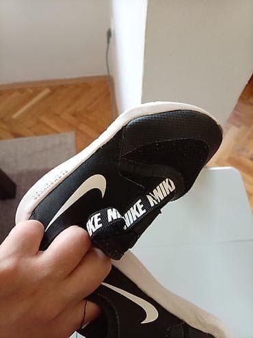 pepito haljine: Dečije patike Nike (model za mališane) - Boja: crna sa belim Swoosh — 4