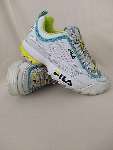 FILA patike br 38. vrlo lep model, original, ojacane na peti. Duzina na lalafo.rs FILA patike br 38. vrlo lep model, original, ojacane na peti. Duzina