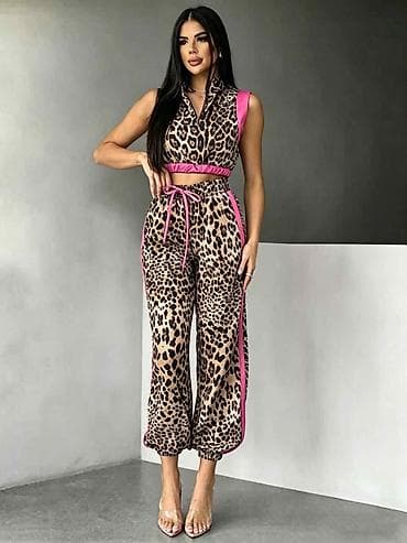 Damski komplet – prsluk top i pantalone sa animal printom
1900 din