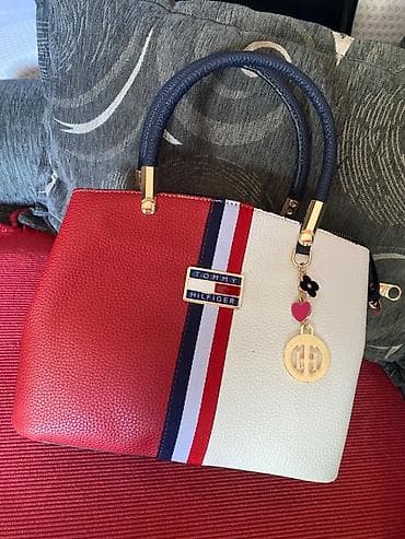 Tommy hilfiger torba i novcanik 4000 din set Posebno torba 3000 a na lalafo.rs Tommy hilfiger torba i novcanik 4000 din set Posebno torba 3000 a
