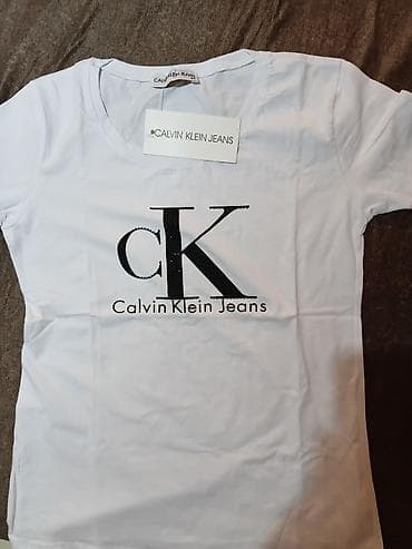 Ženska majica Calvin Klein Jeans – bela - Model: kratkih rukava