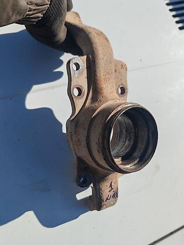 Rukavac levi Lada 2121,21213,21214 Niva br.1. Polovno, ocuvano