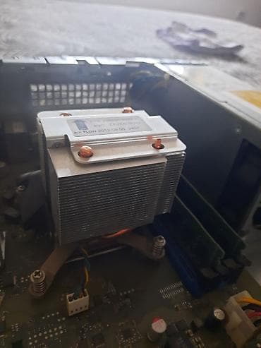 aparat za depilaciju: Fujitsu Esprimo SFF (Small Form Factor) desktop računar - Kompaktno — 8