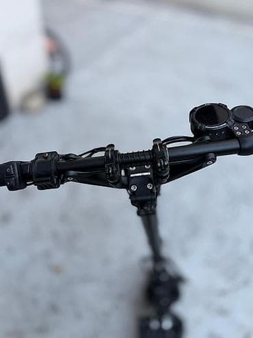 mikrofon: Električni trotinet Dualtron sa RGB osvetljenjem orednja guma izduvala — 7