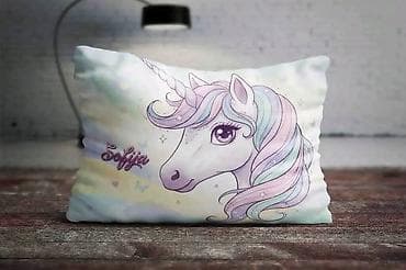 poklanjam stol i stolice: 🎁 PERSONALIZOVANI JASTUCI I ŠOLJE SA IMENOM I OMILJENIM LIKOVIMA! 🧸☕ — 7