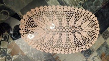 Posteljina: Nova krem sustikla. dim. 41/23 cm. slanje preporucenim pismom — 1
