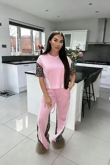 dior beograd: 🔥Dvodeleni ženski set – trenerka sa leopard detaljima
✅3300 din — 1