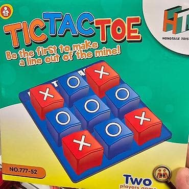 Društvena igra IKS OKS 
Cena: 1500 din