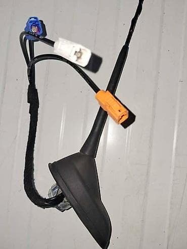 vrata golf 2: KROVNA ANTENA ZA PEUGEOT 208, 308, 2008 — 3