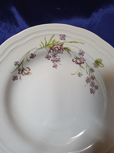 Tanjiri Boris Kidric porcelan Jugoslavija iz 70ih.godina. Tanjiri — 6