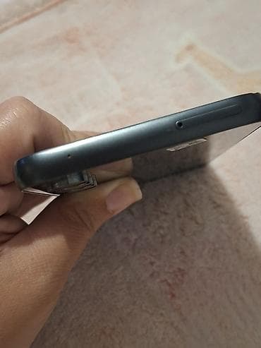 telefoni sa tastaturom gigatron: Samsung Galaxy A54 5G – crna boja - Ekran: 6.4" Super AMOLED, 120 — 7