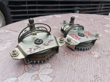rolo zavesice za auto stakla: Podizac stakla zadnjih vrata Lada 7 Riva. Polovno, ocuvano. Skinuto — 3