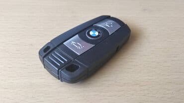 Auto delovi: Kompletan kljuc za BMW 868mhz 3 dugmeta NOVO! Kljuc za BMW vozila — 1