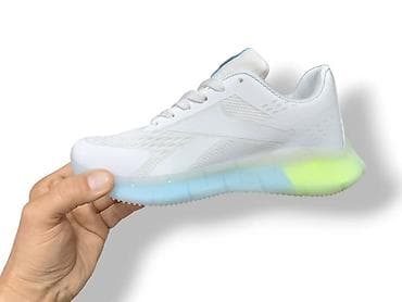 omega geneve cena: Reebok Urban / 2026
(36-41)

Akcijska cena: 3500 din
US🤍 — 2