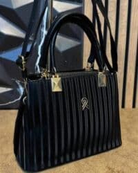 Kaiševi: Torbe 
Cena:2700 din — 12