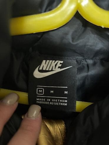 lacoste prsluci: Nike puffer jakna – zlatna - Model: Nike puffer/štavljena jakna sa — 2