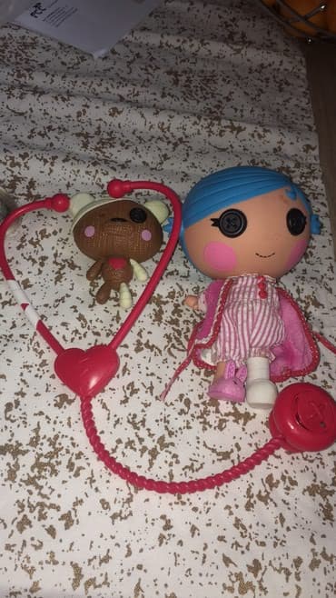 dvocjevka igracka: Lalaoopsy mali pacijentlutka sa medom koji se rastavlja u delove — 1