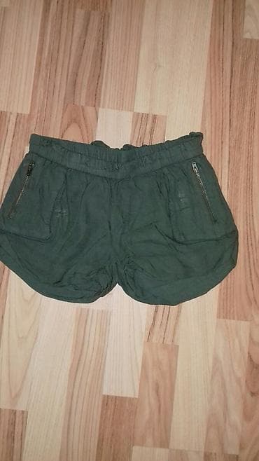 C&A sortsic odlicno stanje.
Velicina 158