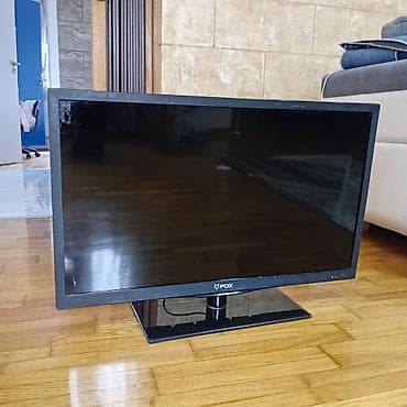 drobilica za led: FOX LED TV sa daljinskim upravljačem ima crtu na ekranu na levoj — 8