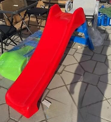 benetton za decake: Dečiji tobogan za dvorište i igru u kući - Materijal: čvrsta, glatka — 1