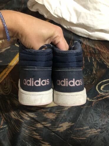 polovna obuca iz inostranstva: Adidas dečje patike – visoki model - Model: visoke patike sa pertlama — 5