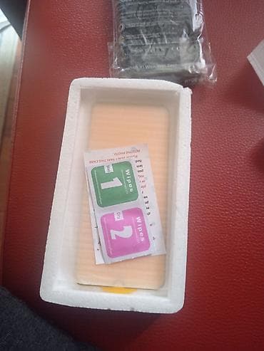 Auto elektronika: Set za zaštitu telefona – 9D kaljeno staklo + futrola na preklop — 2