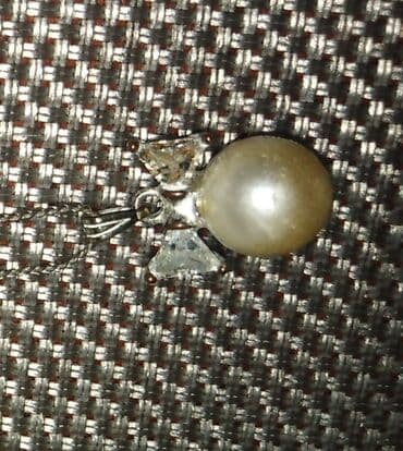 biserne ogrlice bižuterija: OGRLICA. BISER SA DVA CIRKONA. KAO MASNA — 1