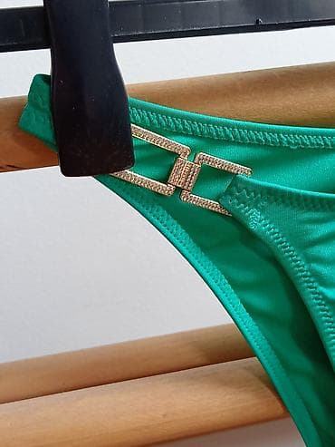 Nov, elegantan, dvodelni kupaći kostim NEW YORKER, mint zelene boje sa na lalafo.rs Nov, elegantan, dvodelni kupaći kostim NEW YORKER, mint zelene boje sa