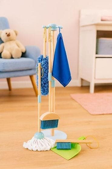 Kreativne i edukativne igračke: Drveni set za čišćenje za decu – 7 delova – ECOTOYS Šifra proizvoda — 2