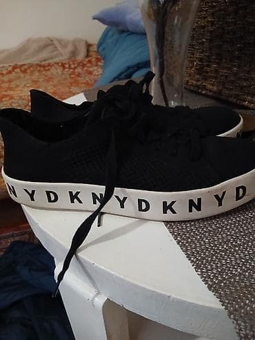 patike br 41: DKNY ženske patike – crne nekoliko puta obuvene ovogodisnji model - — 3