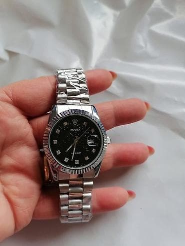 marvin sat: Michael Kors, Female — 10