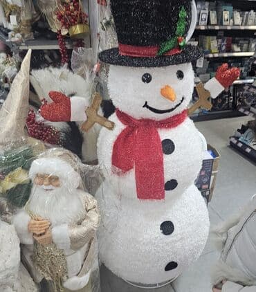 pretvarac struje sa 12v na 220v: Veliki snesko 150cm Radi na struju Za spoljnu dekoraciju Cena — 4